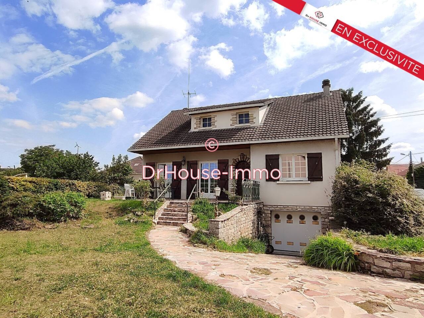 Maison 7 pièces de 163 m² - Limay (78520)