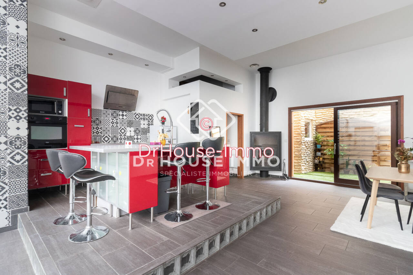 Appartement 5 pièces de 134 m² - Lille (59000)