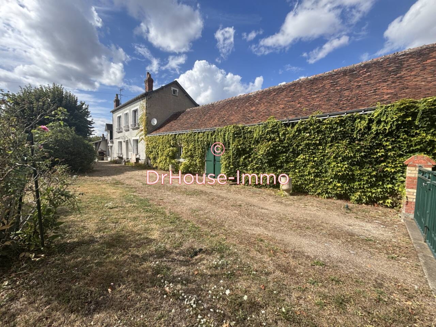 Maison 6 pièces de 140 m² - Chambray-lès-Tours (37170)