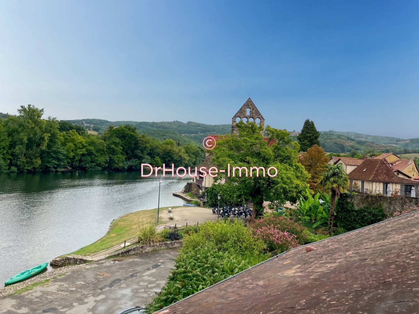 Maison 7 pièces de 154 m² - Beaulieu-sur-Dordogne (19120)