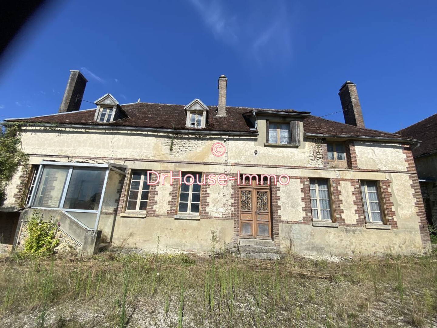 Maison 5 pièces de 125 m² - Villeneuve-au-Chemin (10130)