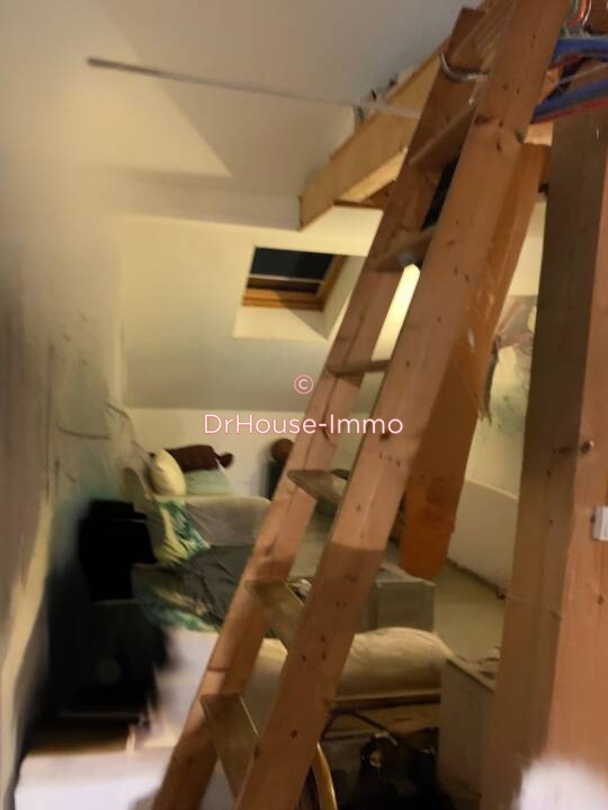 Appartement 1 pièce de 28 m² - Vougy (74130)