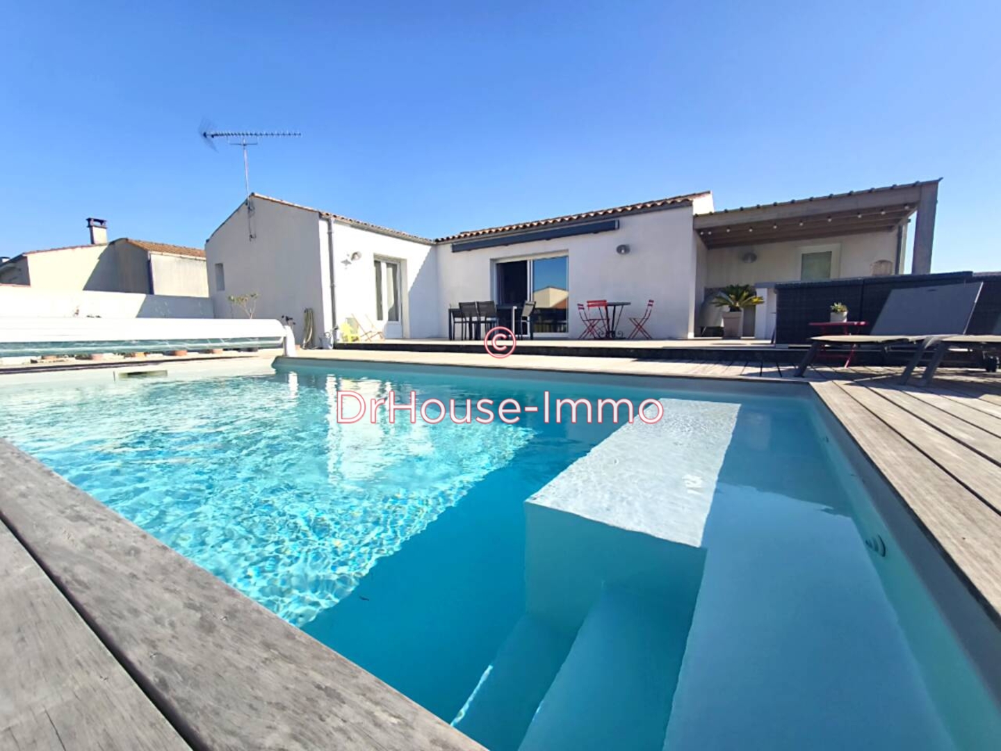 Maison 4 pièces de 109 m² - Sainte-Soulle (17220)