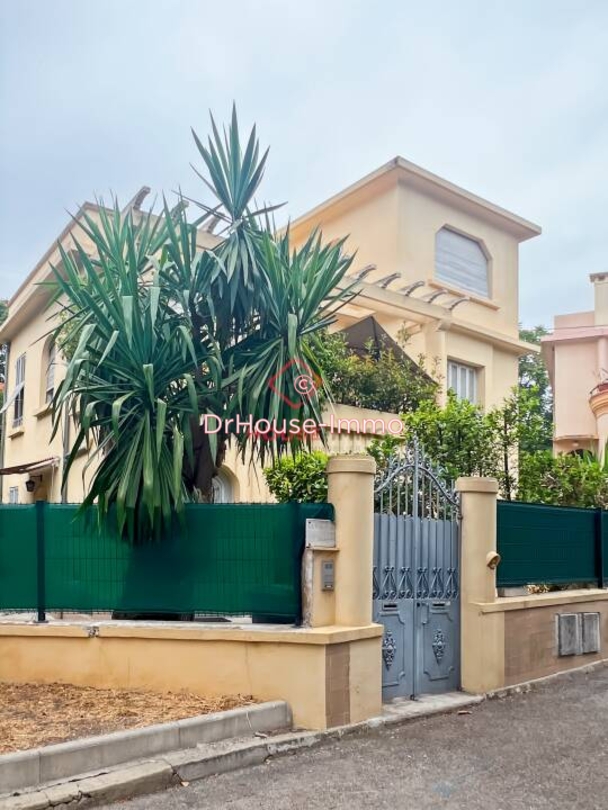 Maison 7 pièces de 147 m² - Nice (06000)