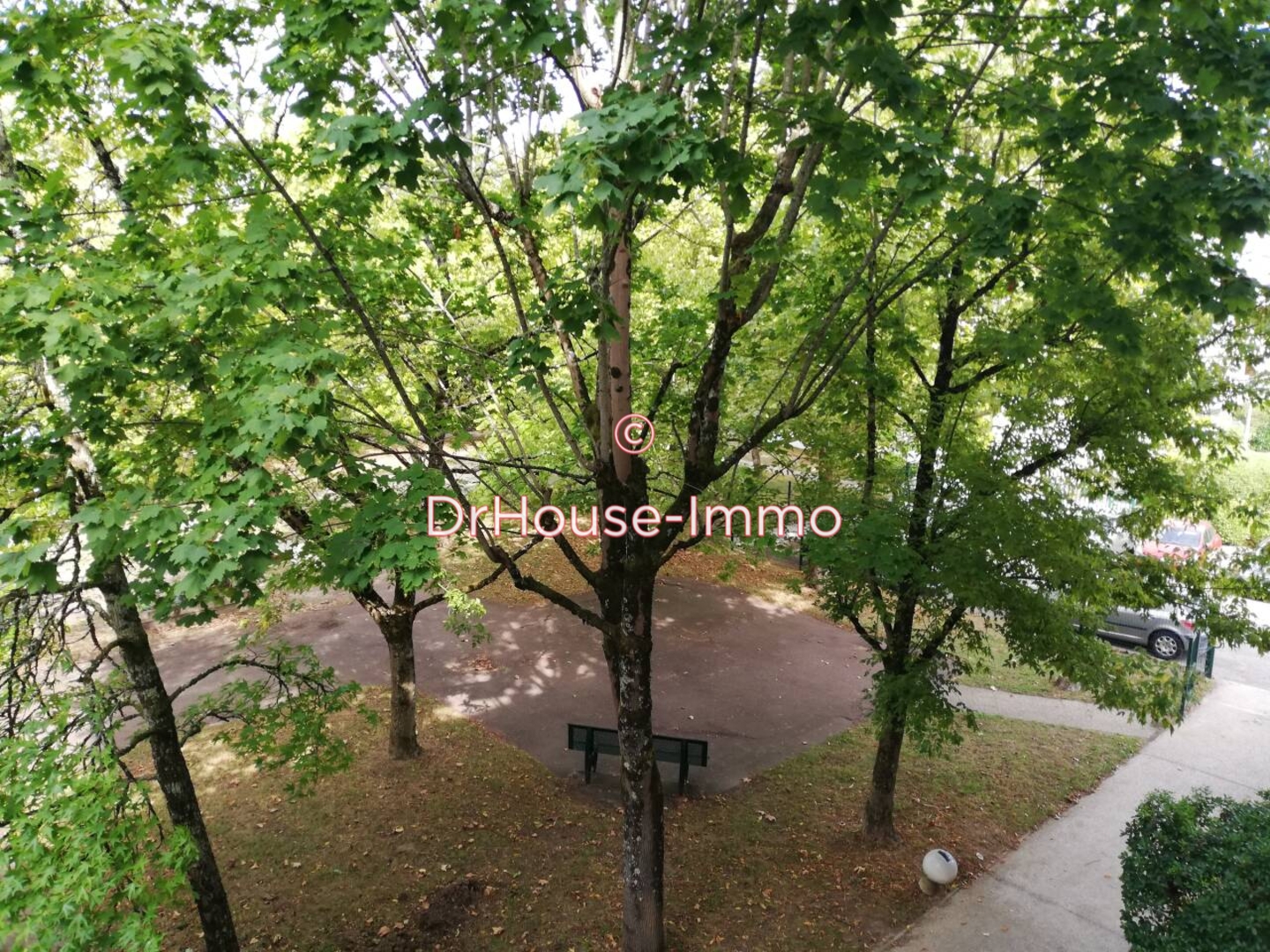 Appartement 4 pièces de 96 m² - Lormont (33310)