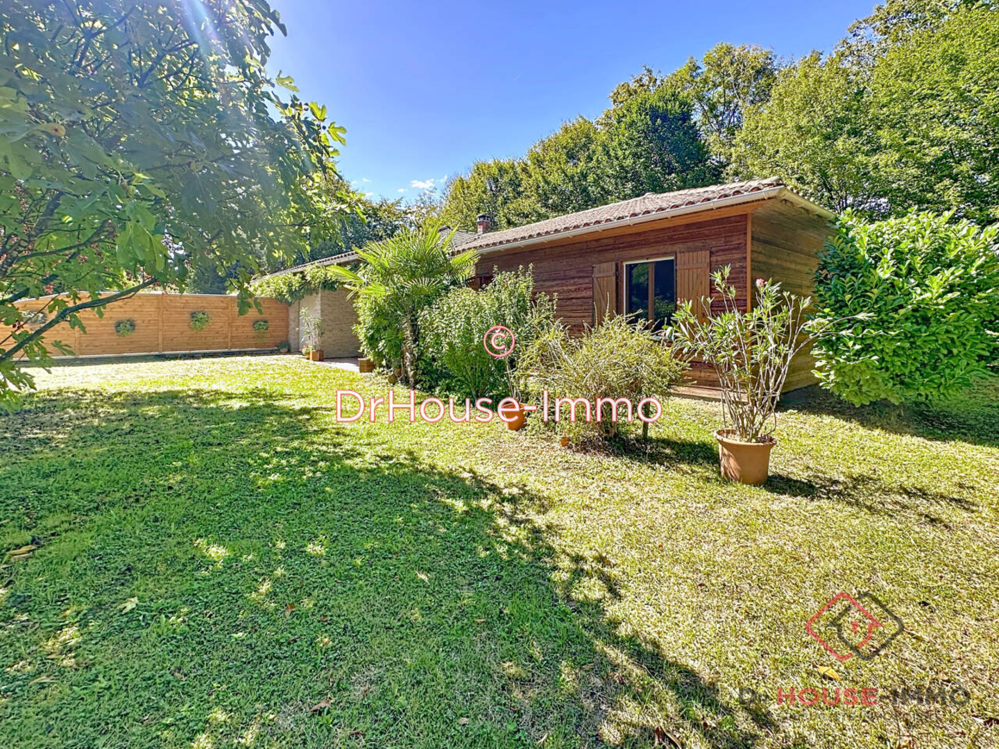 Maison 4 pièces de 85 m² - Saint-Astier (24110)