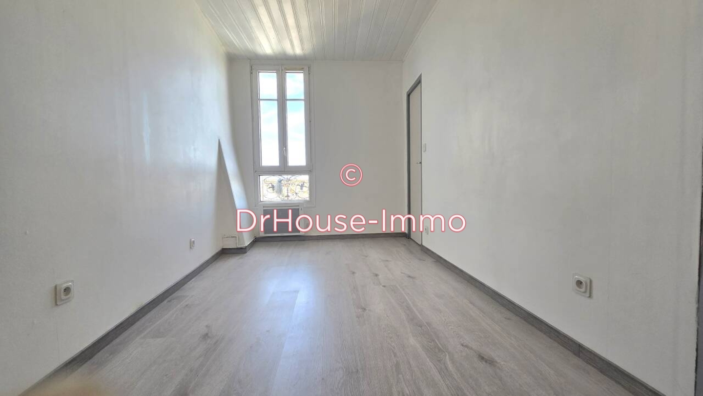 Appartement 3 pièces de 44 m² - Drancy (93700)