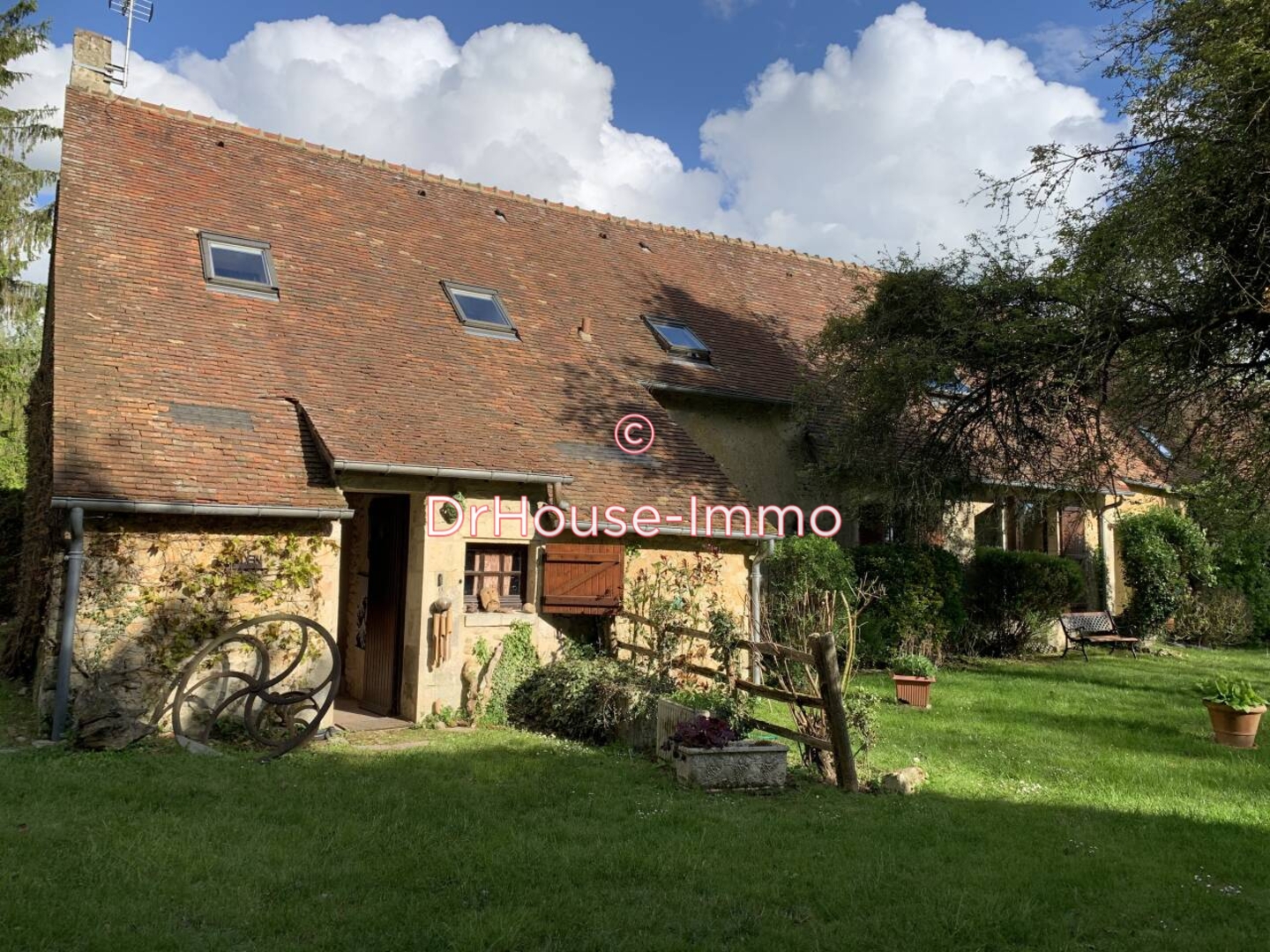 Maison 7 pièces de 167 m² - La Chapelle-Souëf (61130)