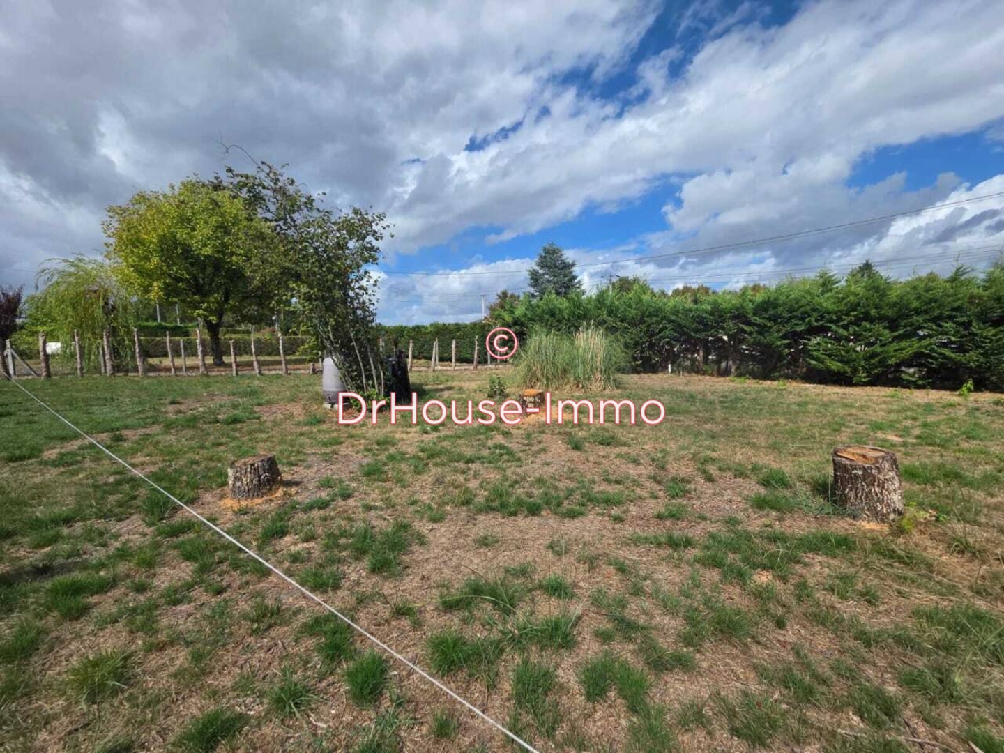 Terrain de 644 m² - Peujard (33240)