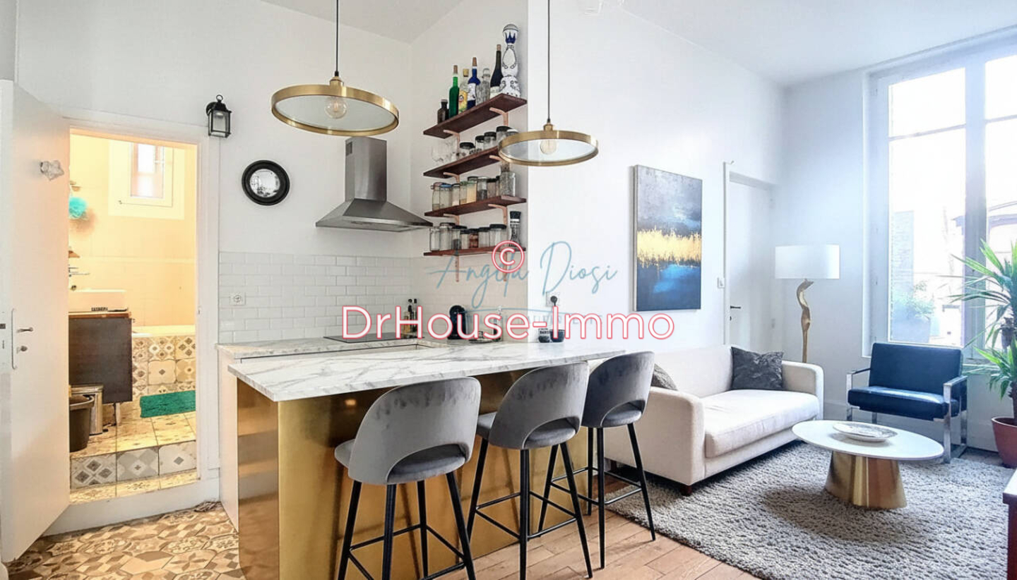 Appartement 3 pièces de 53 m² - Paris (75011)