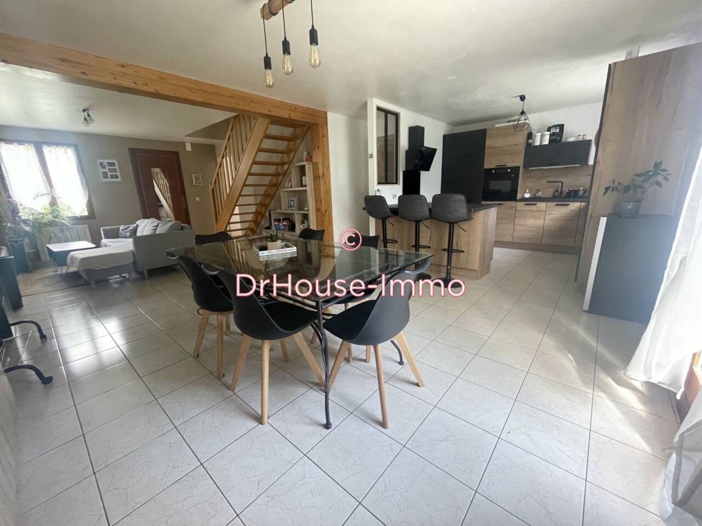 Maison 5 pièces de 89 m² - Pontvallain (72510)