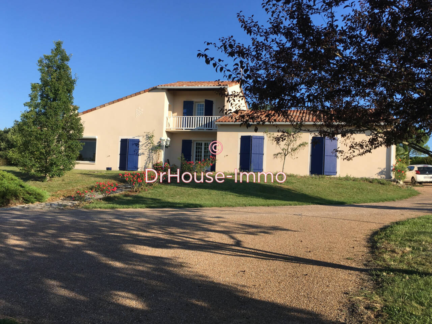 Maison 11 pièces de 266 m² - Graulhet (81300)