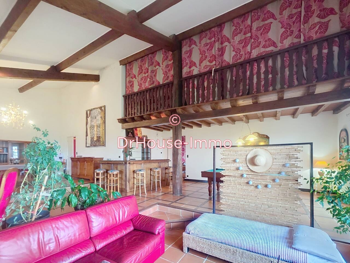 Maison 11 pièces de 266 m² - Graulhet (81300)