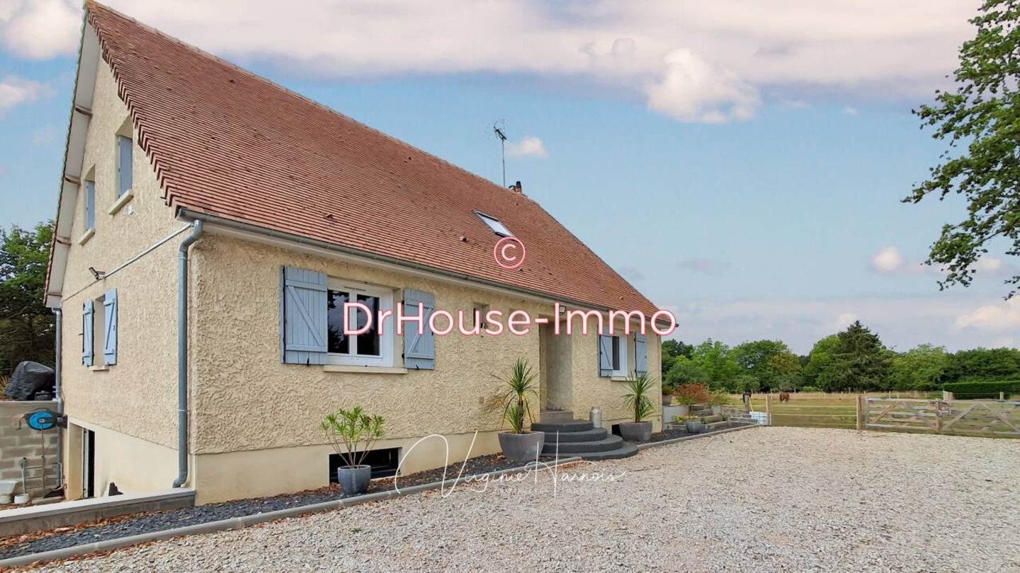 Maison 7 pièces de 136 m² - Falaise (14700)