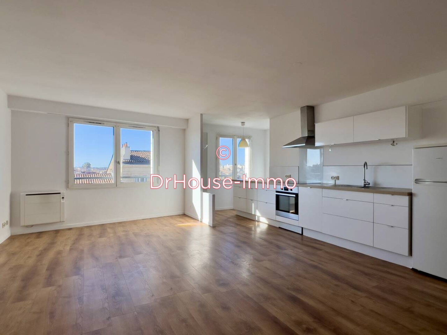 Appartement 2 pièces de 55 m² - Bordeaux (33800)