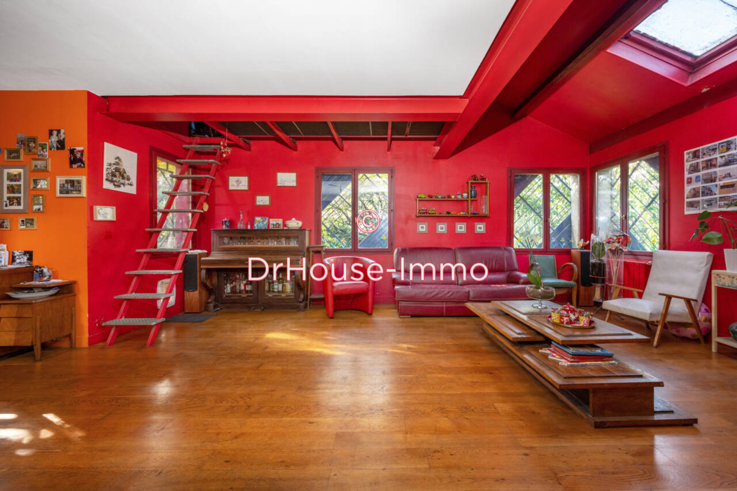 Maison 6 pièces de 180 m² - Montreuil (93100)