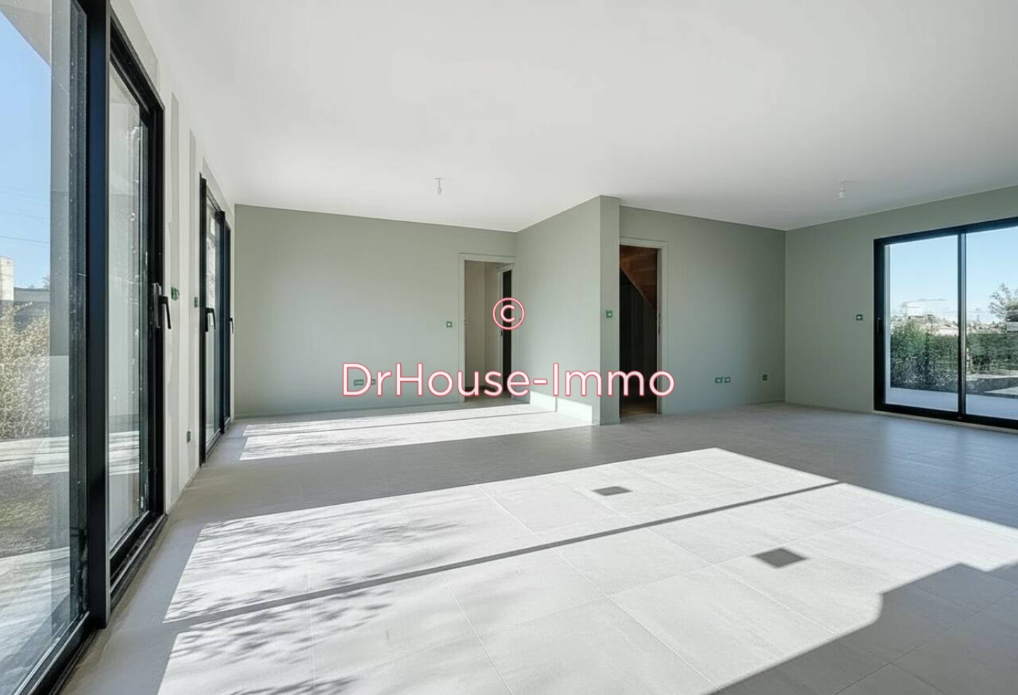 Maison 5 pièces de 139 m² - Longueau (80330)