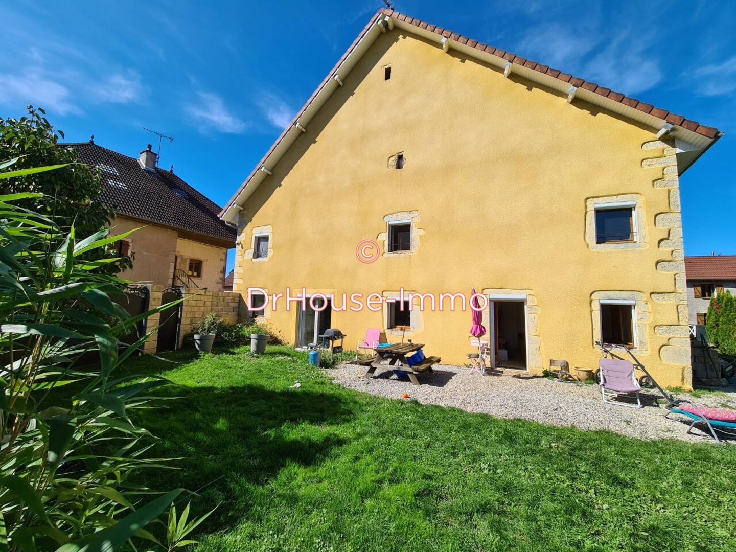Maison 4 pièces de 132 m² - Autechaux (25110)