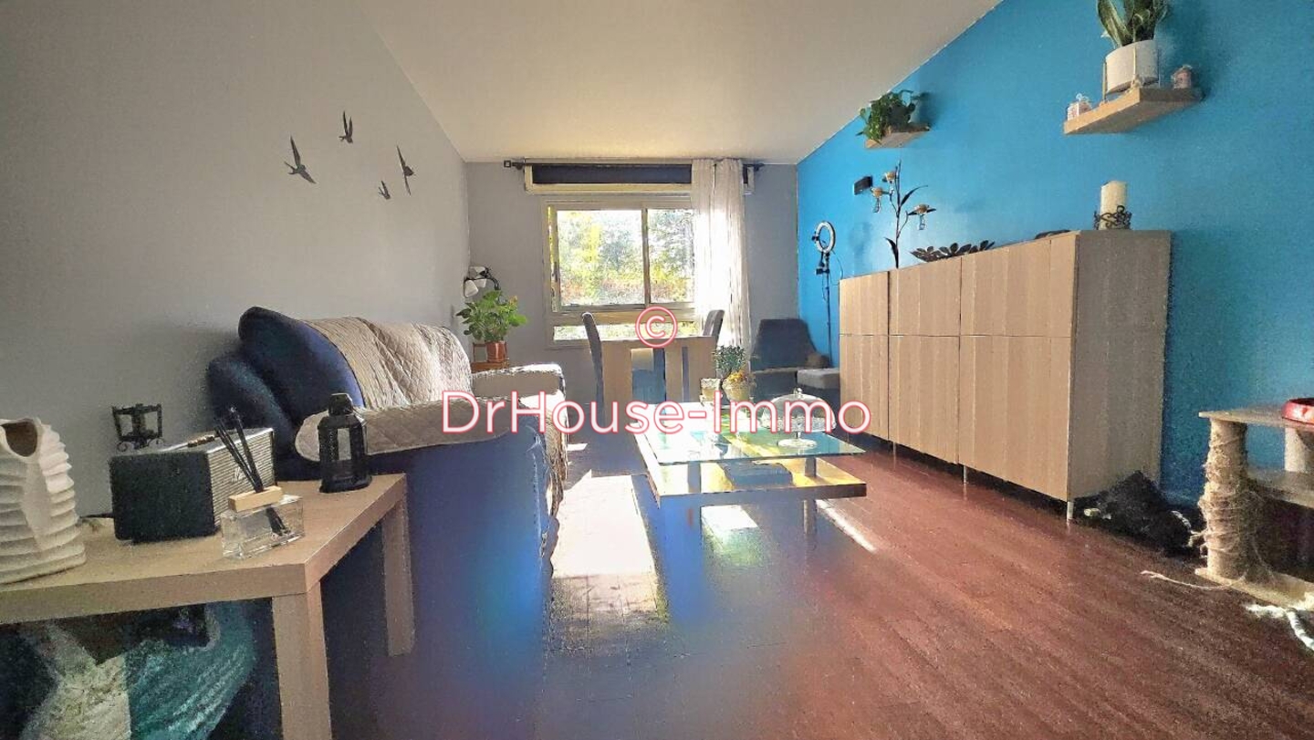 Appartement 3 pièces de 64 m² - Aubervilliers (93300)