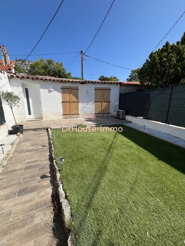 Appartement 3 pièces de 45 m² - Toulon (83000)