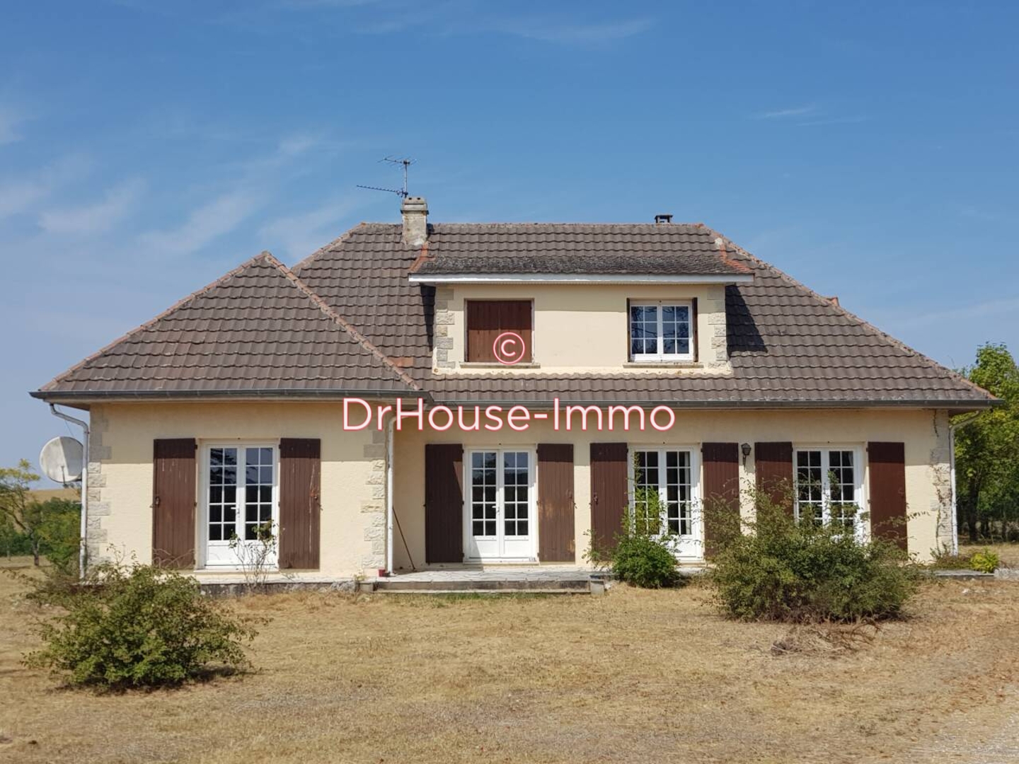 Maison 6 pièces de 173 m² - Verteillac (24320)