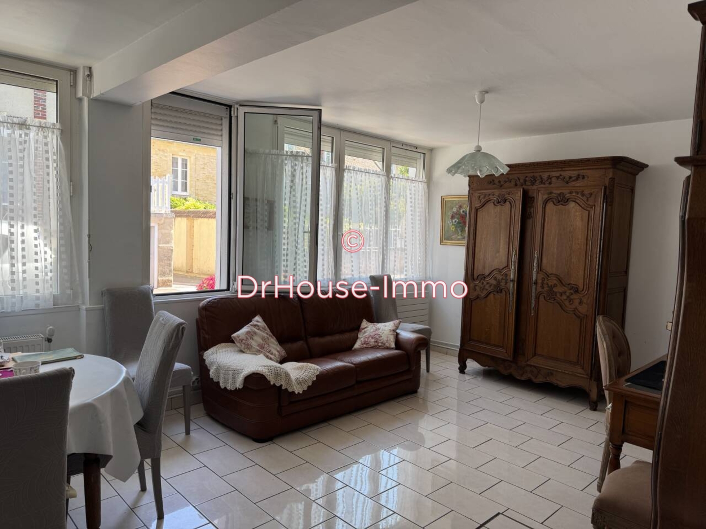 Maison 4 pièces de 76 m² - Saint-Aubin-sur-Mer (14750)