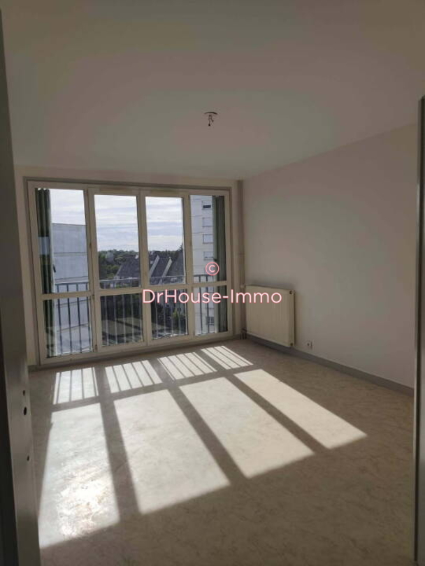 Appartement 3 pièces de 50 m² - Olivet (45160)