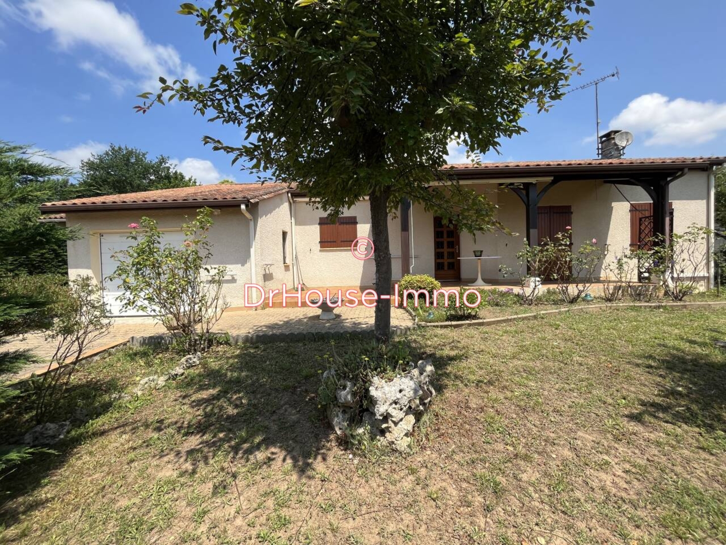 Maison 5 pièces de 100 m² - Saint-Sylvestre-sur-Lot (47140)