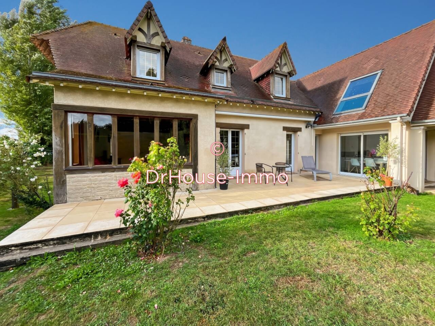 Maison 7 pièces de 194 m² - Bretteville-sur-Laize (14680)