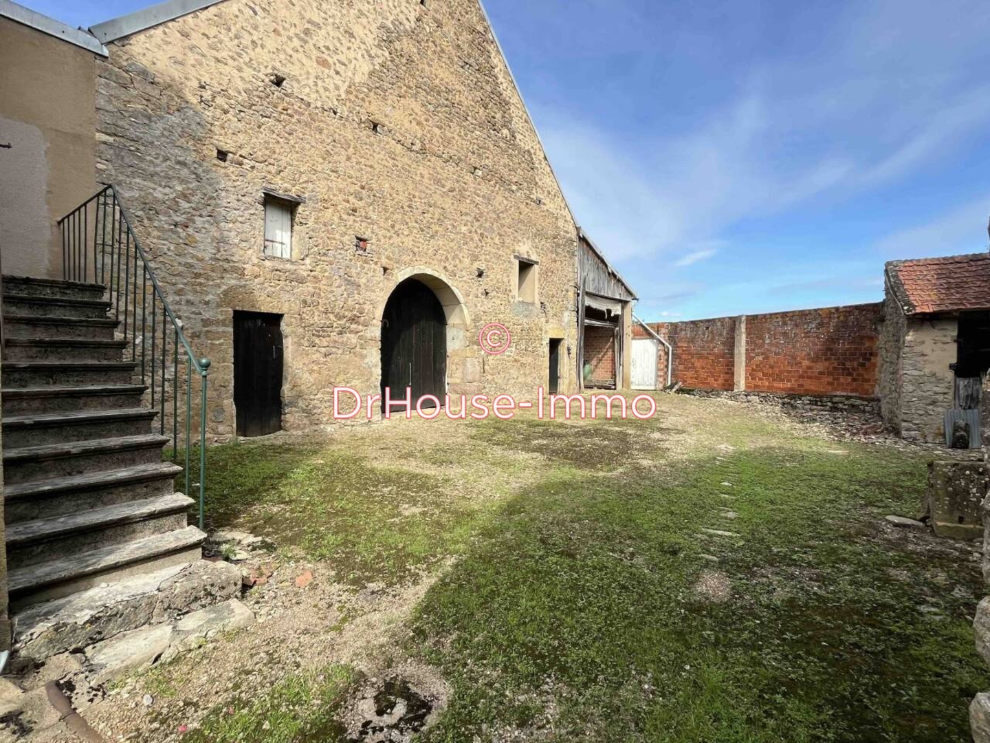 Maison 4 pièces de 70 m² - Pontaubert (89200)