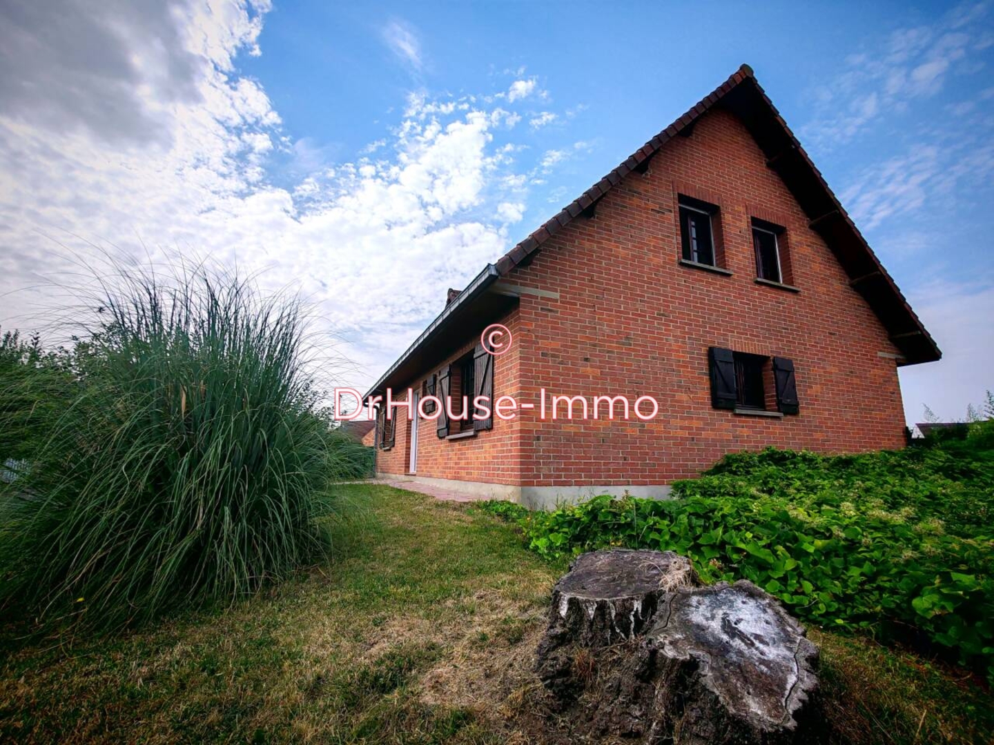 Maison 7 pièces de 140 m² - Sains-en-Gohelle (62114)