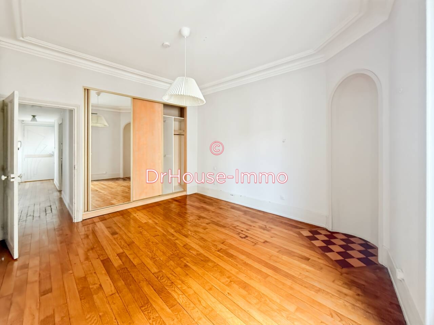 Appartement 2 pièces de 53 m² - Dijon (21000)