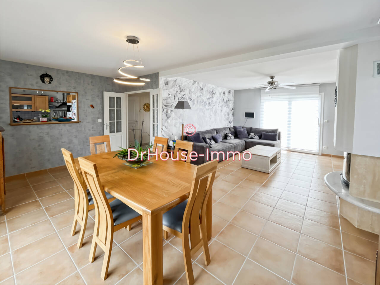 Maison 6 pièces de 140 m² - Bretteville-sur-Laize (14680)