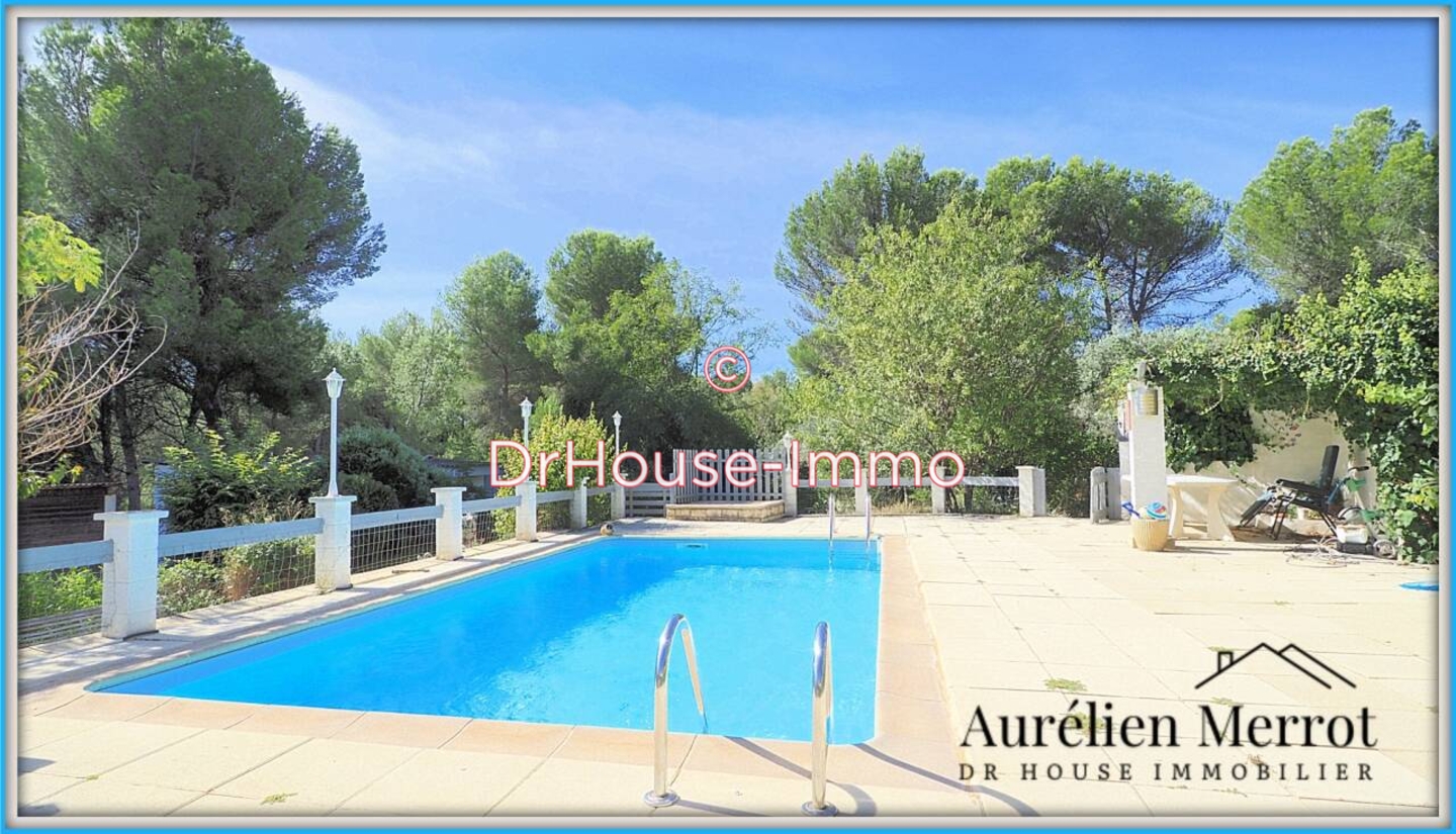 Maison 6 pièces de 133 m² - Rognac (13340)