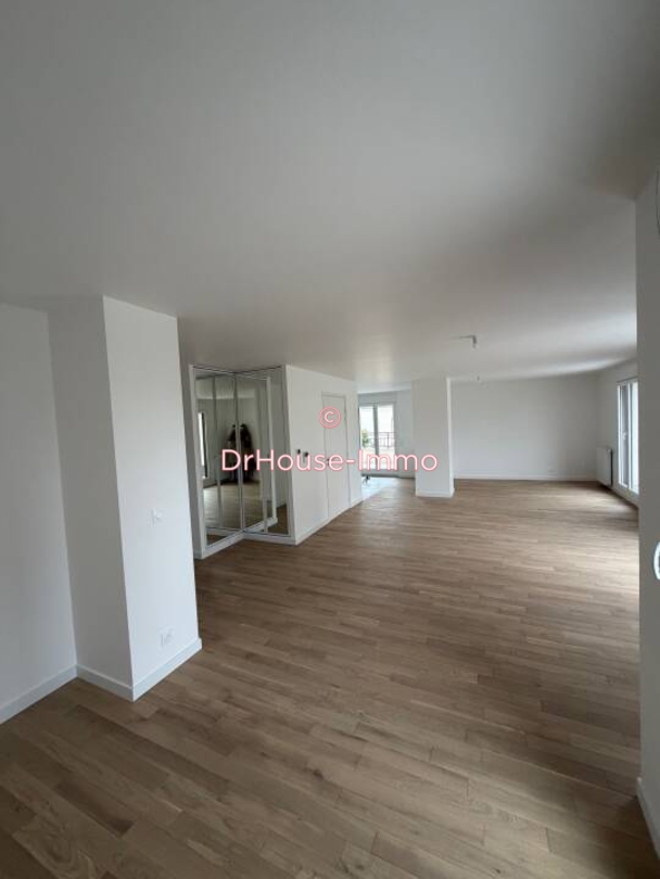 Appartement 4 pièces de 120 m² - Saint-Maur-des-Fossés (94100)