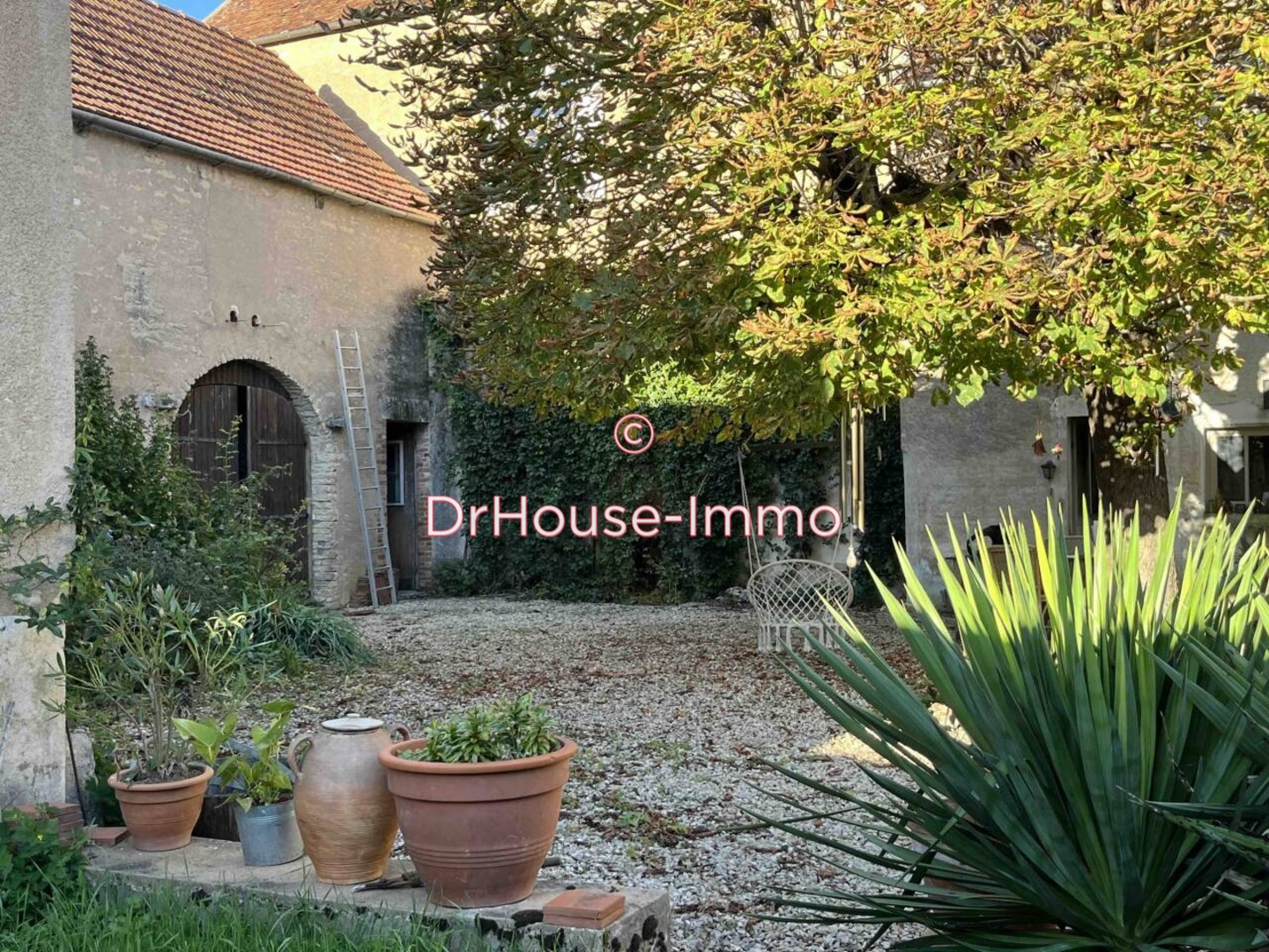 Maison 4 pièces de 109 m² - Noyers (89310)