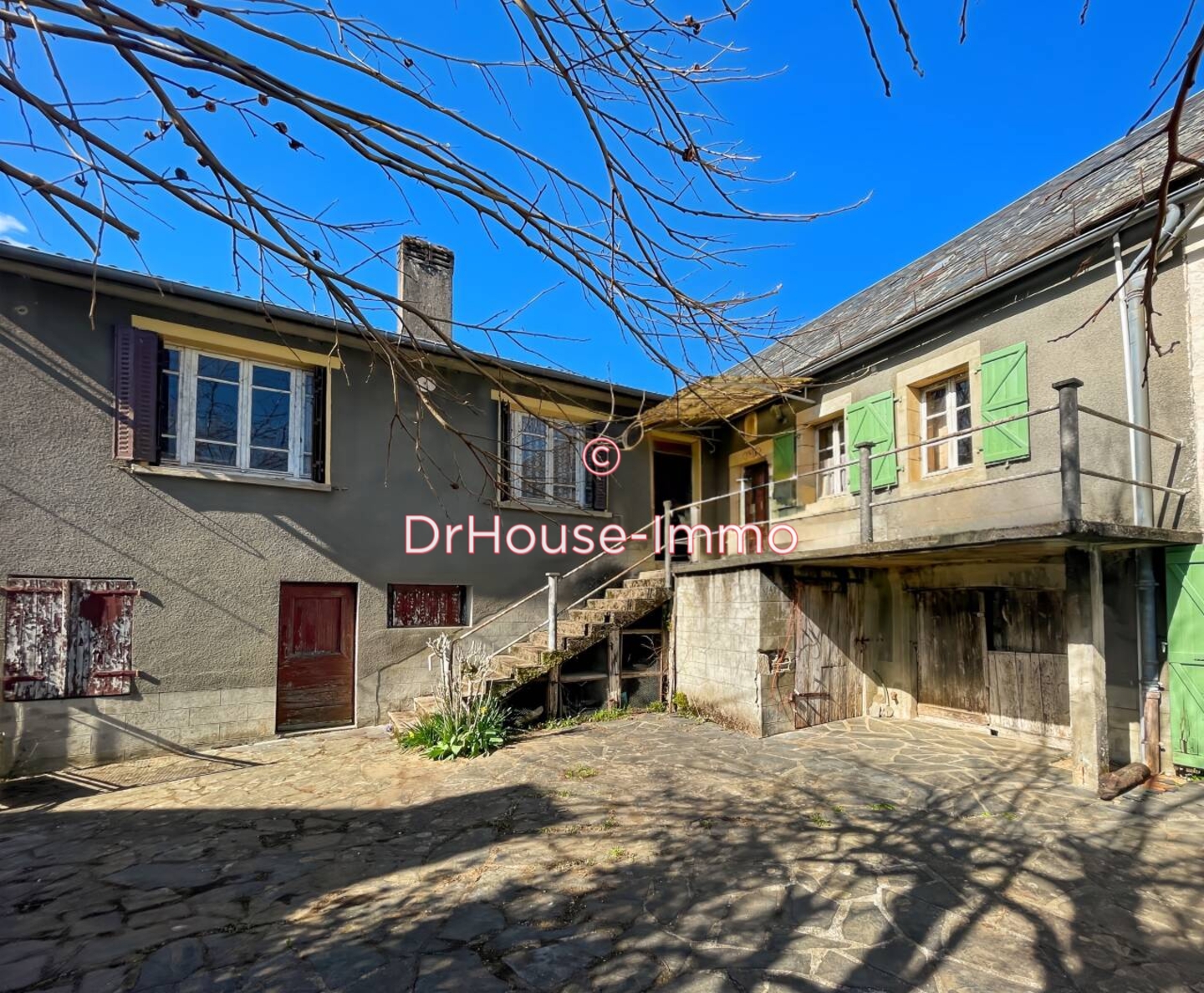 Maison 7 pièces de 110 m² - Brivezac (19120)