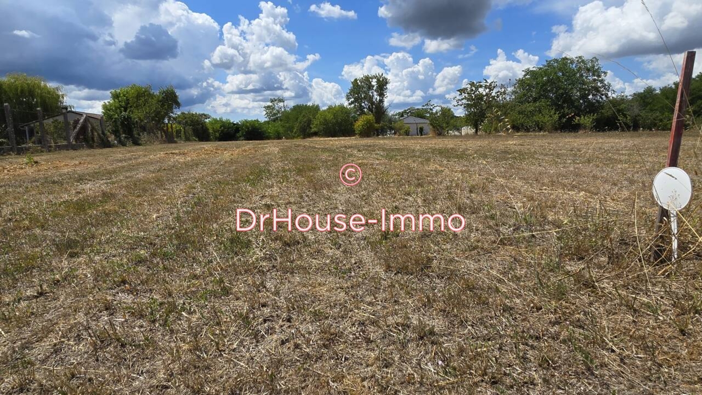 Terrain de 1 507 m² - Lamarque (33460)