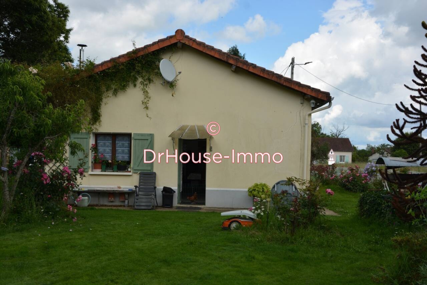 Maison 4 pièces de 113 m² - Vayres (87600)