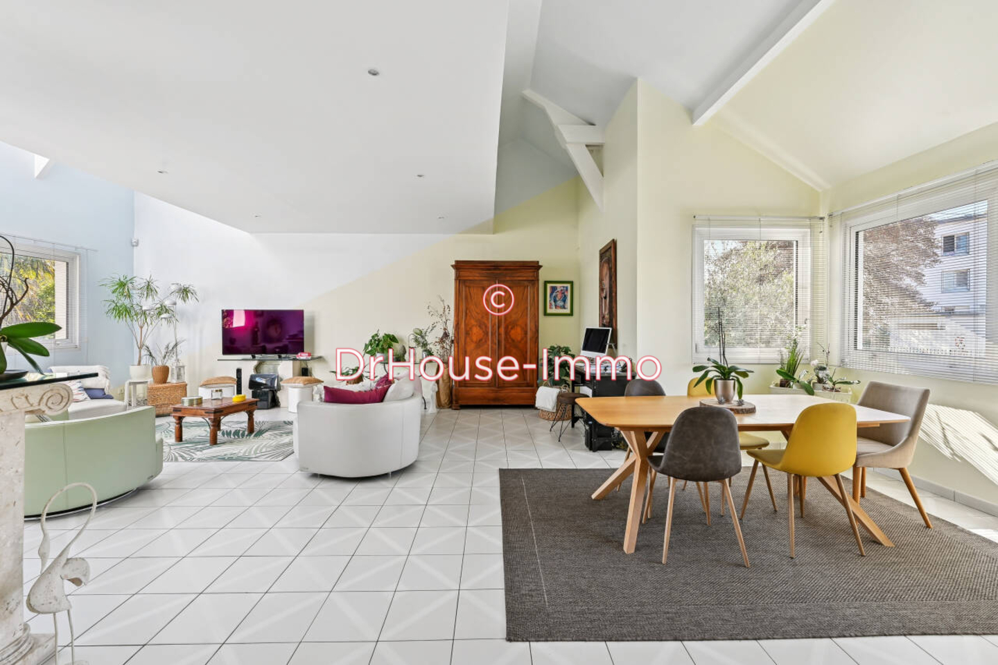 Maison 8 pièces de 210 m² - Eaubonne (95600)