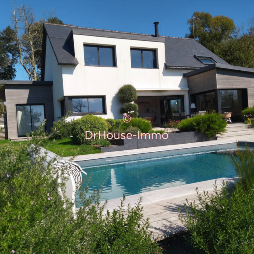 Maison 7 pièces de 191 m² - Guidel (56520)