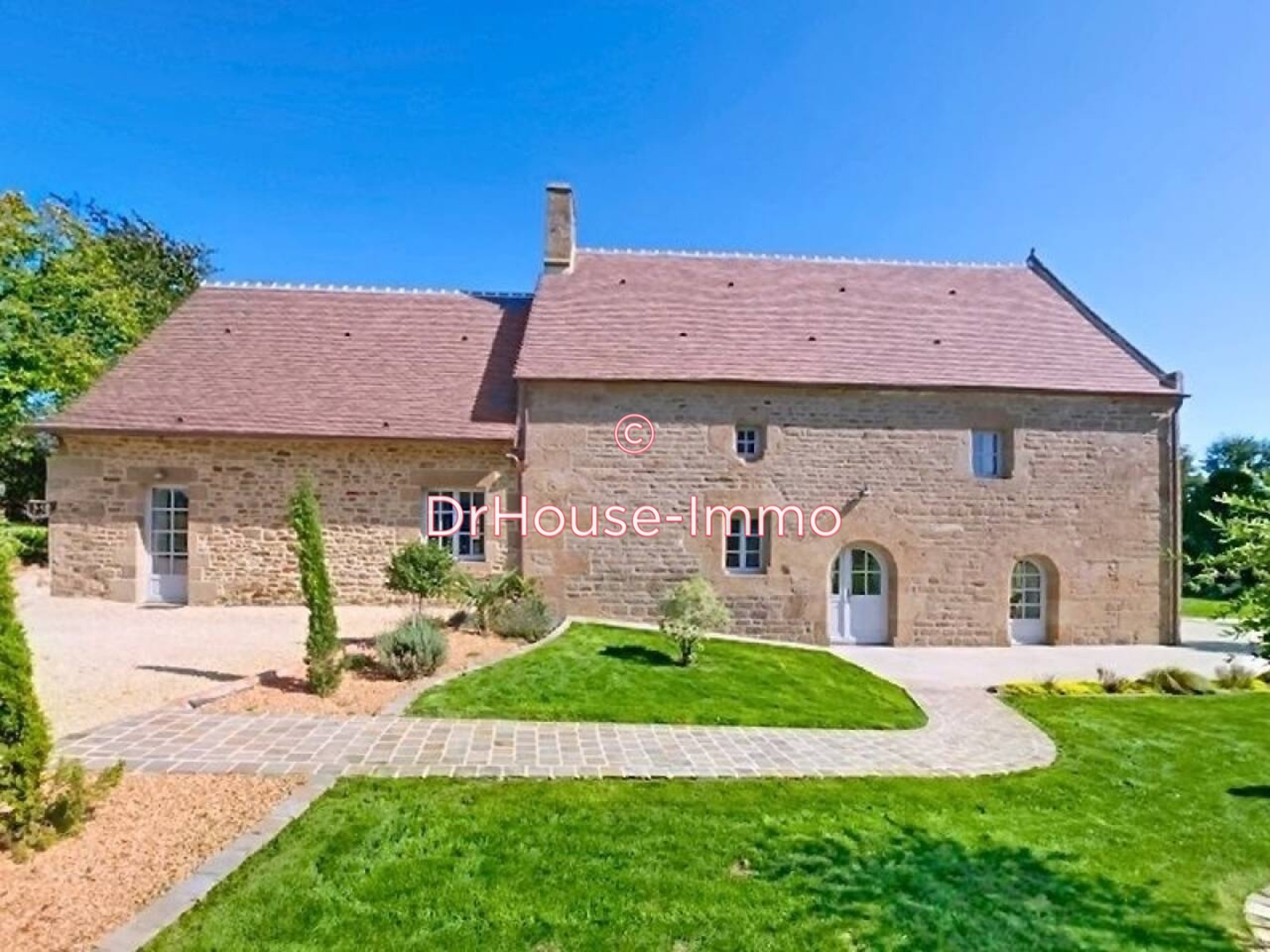 Maison 5 pièces de 167 m² - Louvigné-du-Désert (35420)