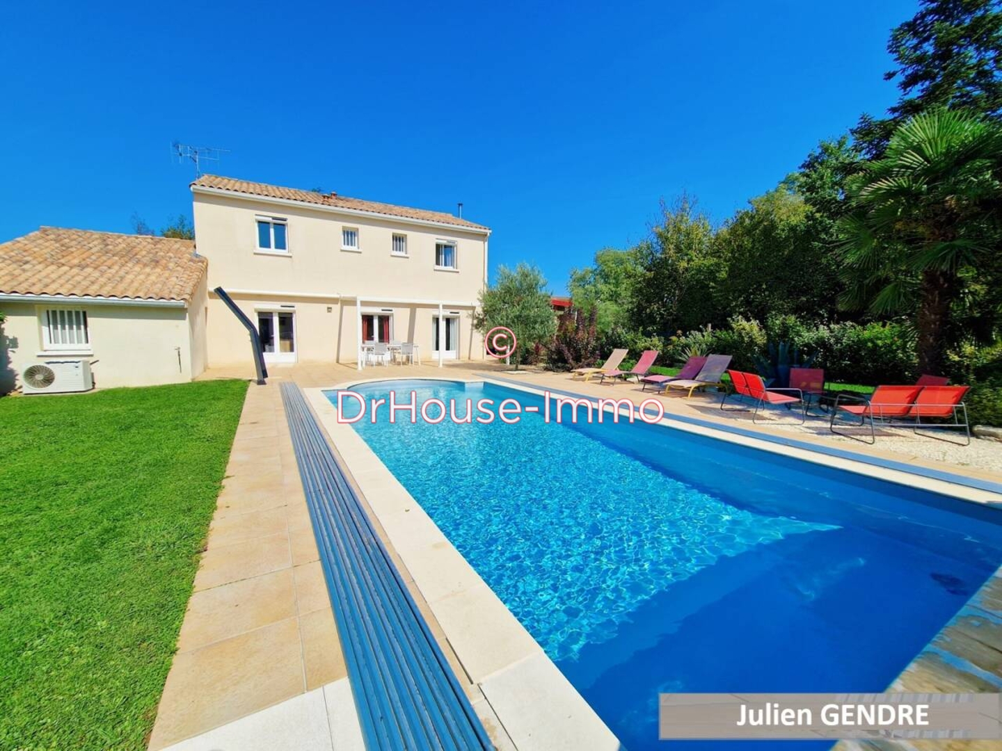 Maison 6 pièces de 154 m² - Mougon (79370)