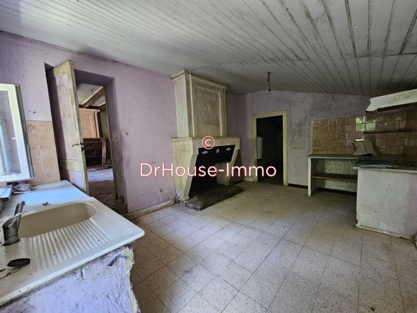 Maison 10 pièces de 270 m² - Saint-Trojan (33710)