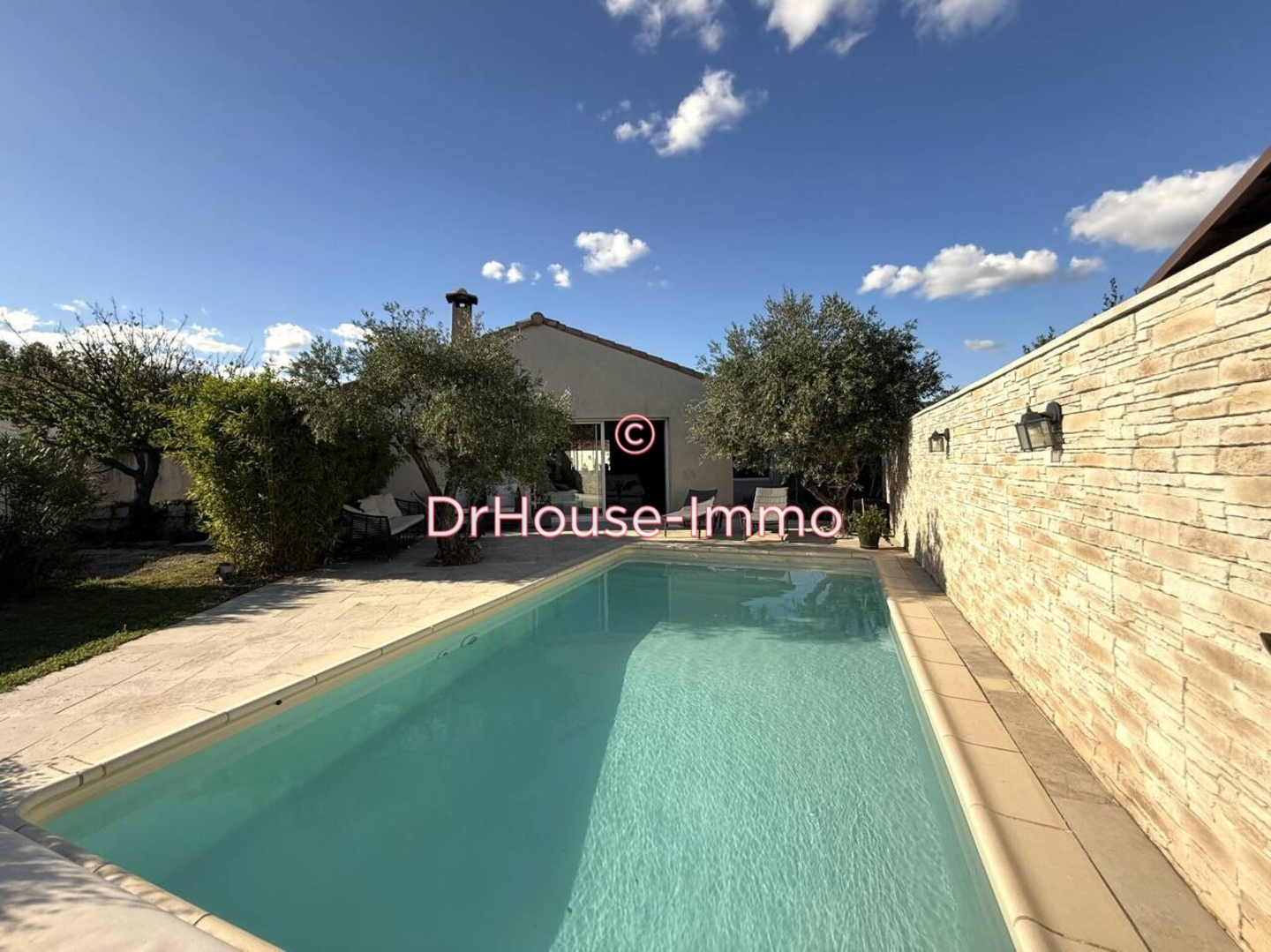 Maison 5 pièces de 123 m² - Lançon-Provence (13680)