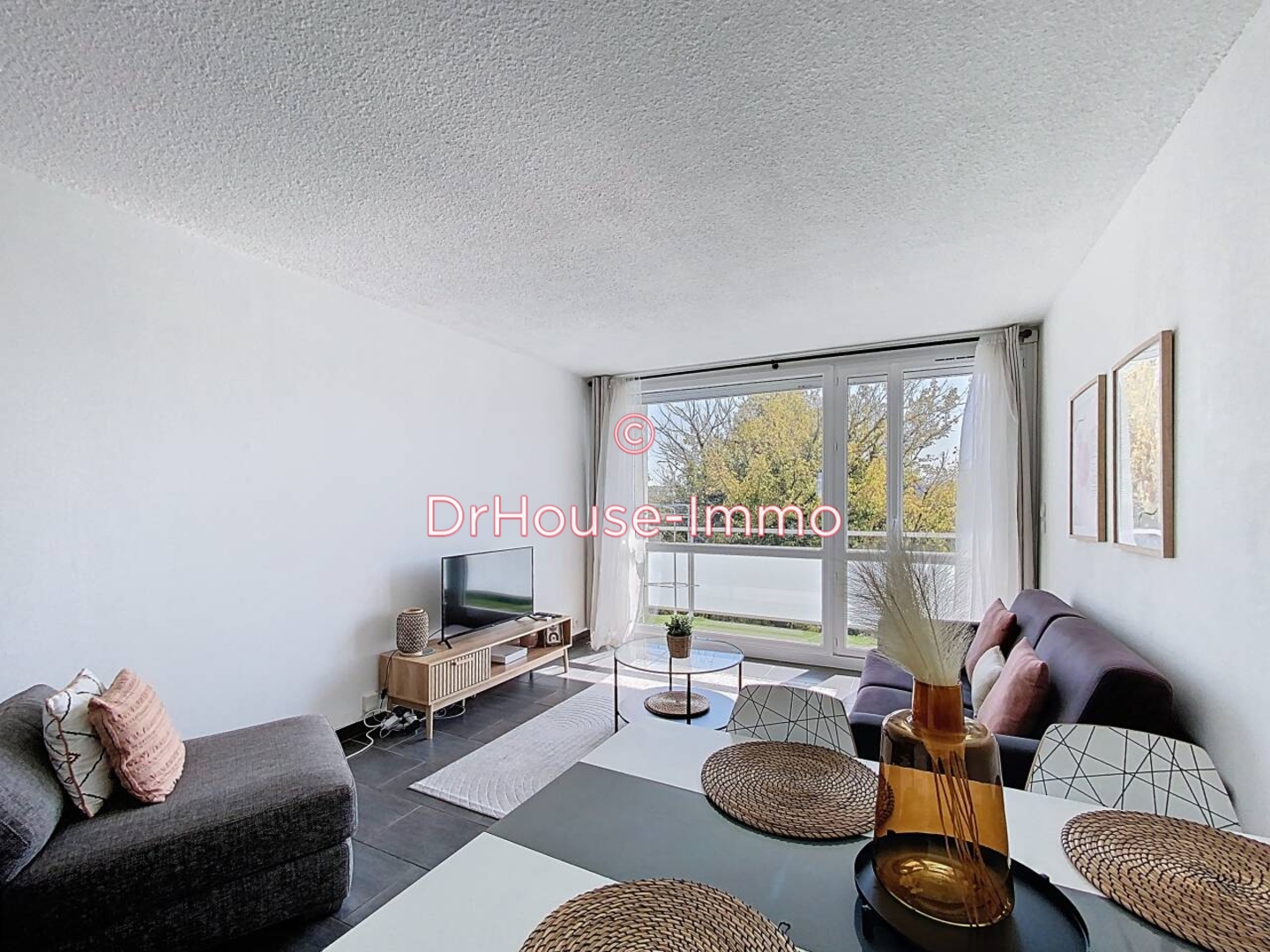 Appartement 4 pièces de 68 m² - Cenon (33150)