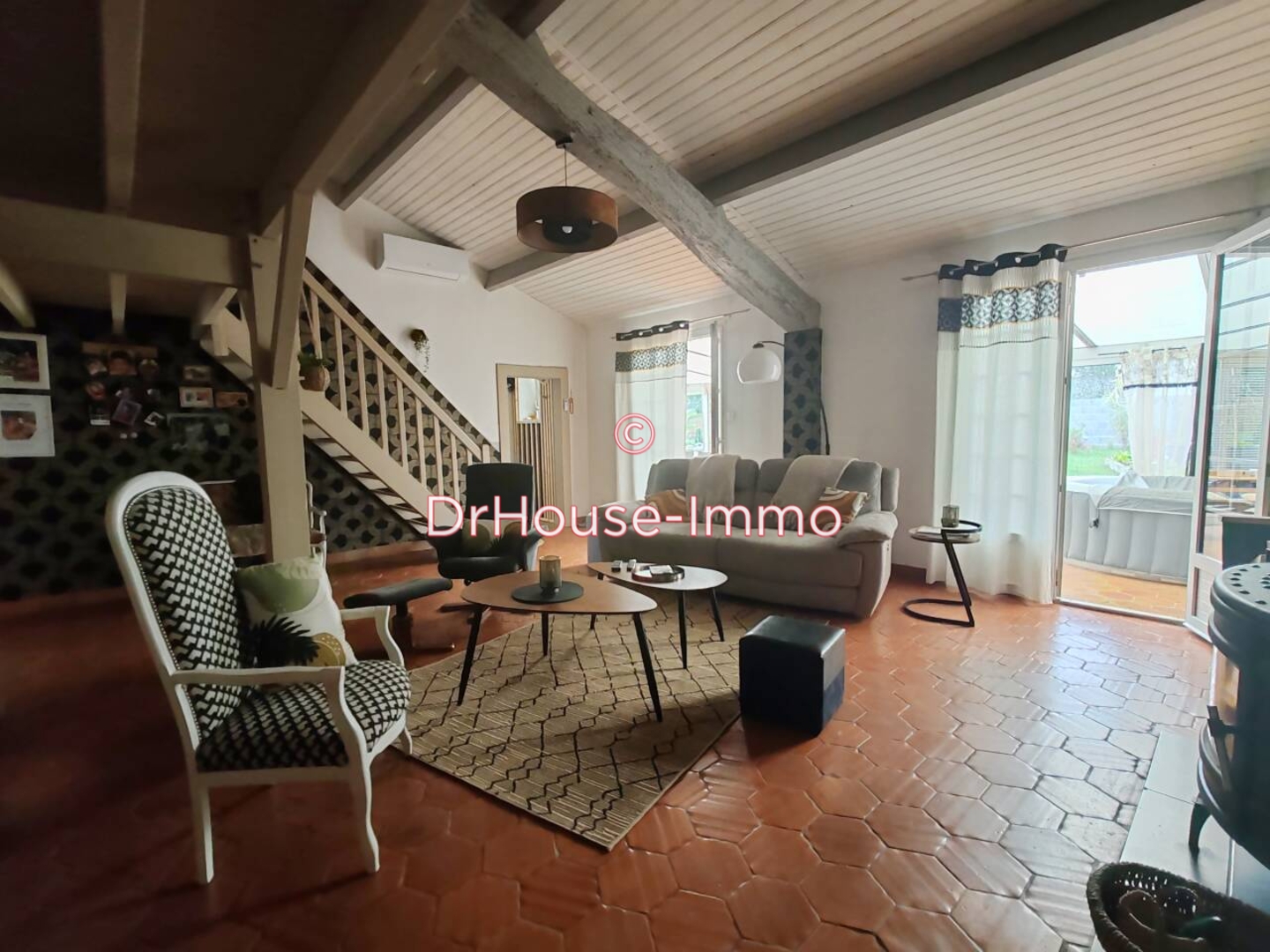 Maison 7 pièces de 181 m² - Sainte-Gemme-la-Plaine (85400)