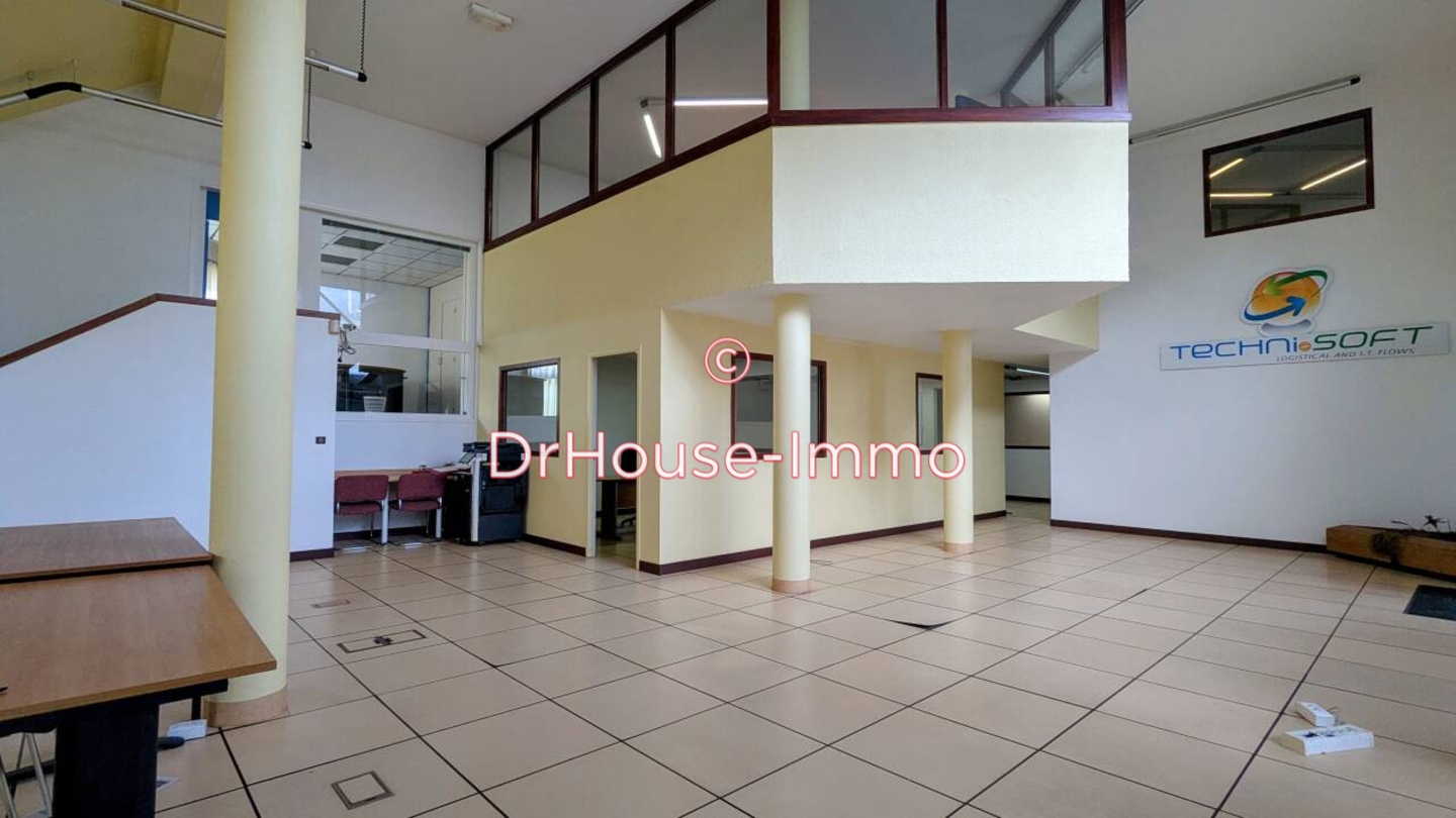 Immeuble 11 pièces de 590 m² - Gourin (56110)