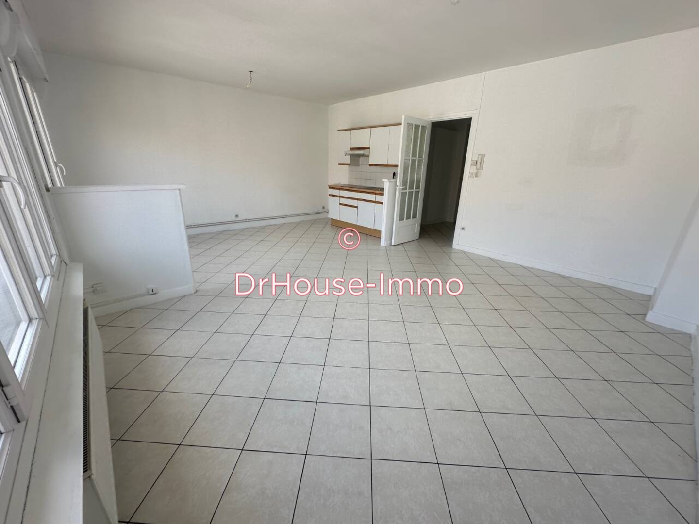 Appartement 3 pièces de 64 m² - Dunkerque (59240)