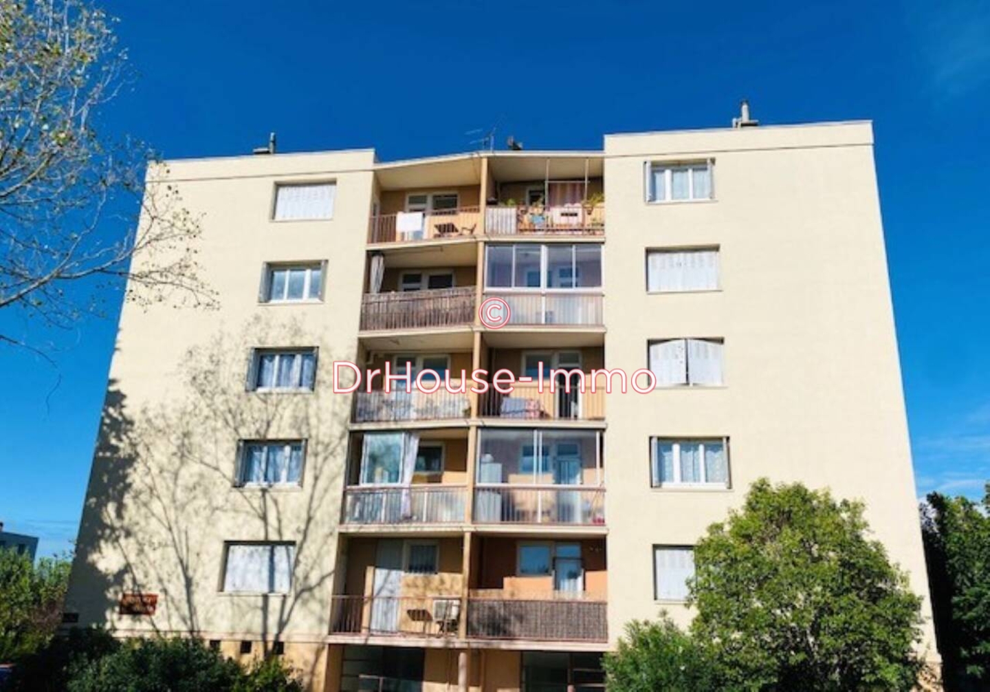Appartement 4 pièces de 64 m² - Uzès (30700)